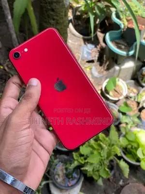 Apple iPhone SE 2 (Used)