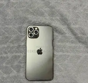 Apple iPhone 12 Pro (Used)