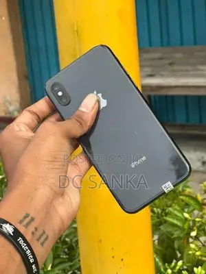 Apple iPhone X (Used)