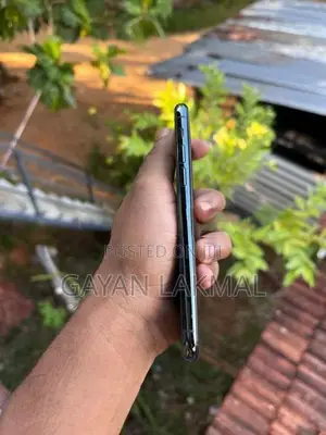 Apple iPhone 11 Pro (Used)