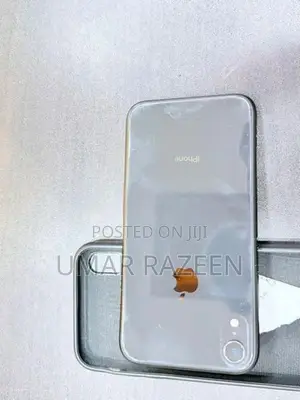 Apple iPhone XR (Used)