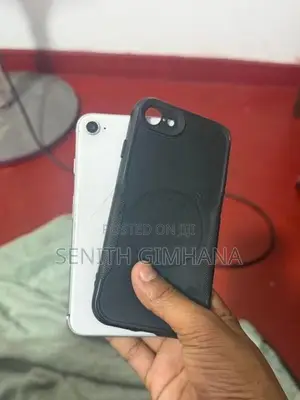 Apple iPhone 8 (Used)