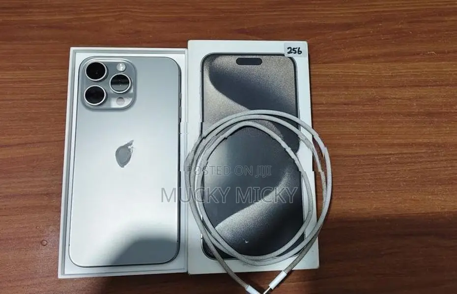 Apple iPhone 15 Pro Max AA/A (Used)