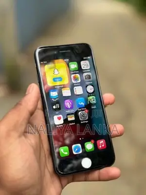 Apple iPhone 7 (Used)