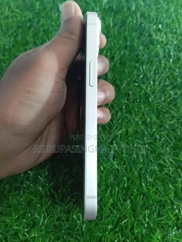 Apple iPhone 14 (Used)