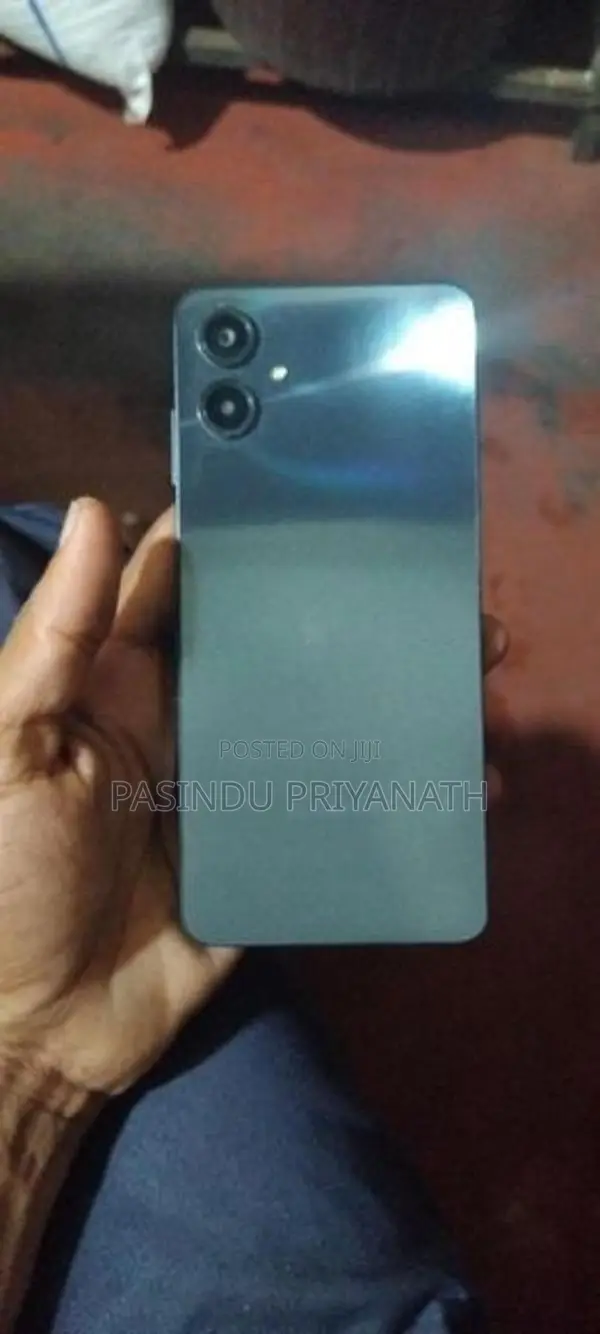 Samsung Galaxy A06 (Used)