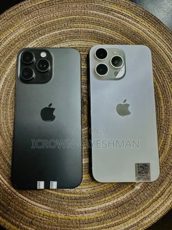 Apple iPhone 15 Pro Max 256GB (Used)