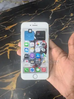 Apple iPhone 8 (Used)