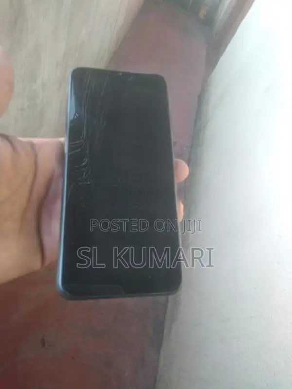 Samsung Galaxy A04e (Used)