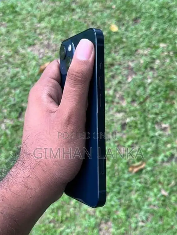 Apple iPhone 13 (Used)