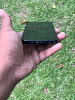 Apple iPhone 13 (Used)