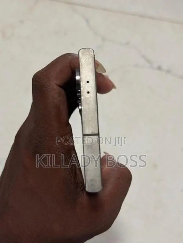 Samsung Galaxy S24 Ultra (Used)