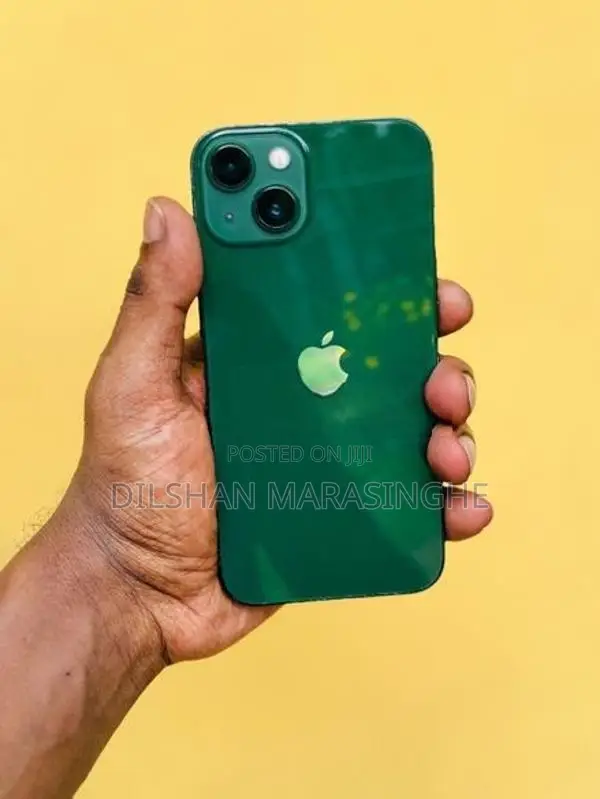 Apple iPhone 13 (Used)