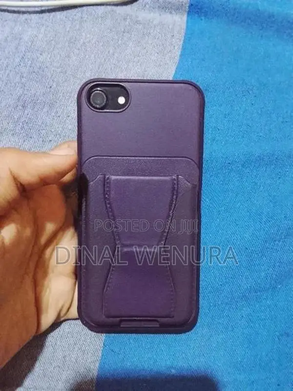 Apple iPhone 7 (Used)