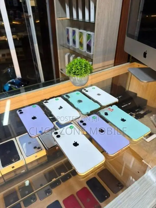 Apple iPhone 11 128GB (Used)