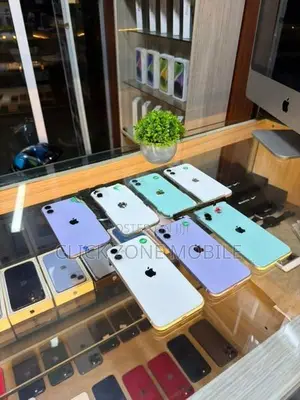 Apple iPhone 11 128GB (Used)