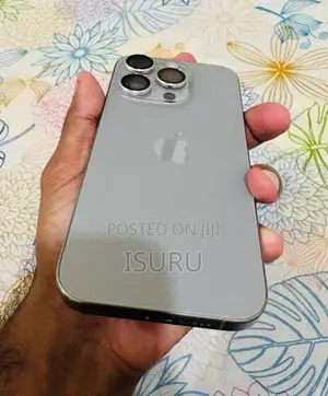 Apple iPhone 15 Pro (Used)