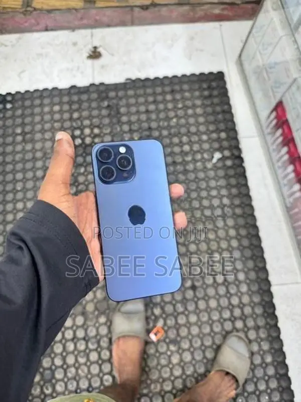 Apple iPhone 15 Pro Max (Used)