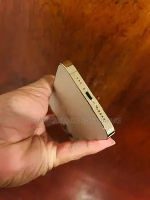 Apple iPhone 12 Pro 128GB (Used)