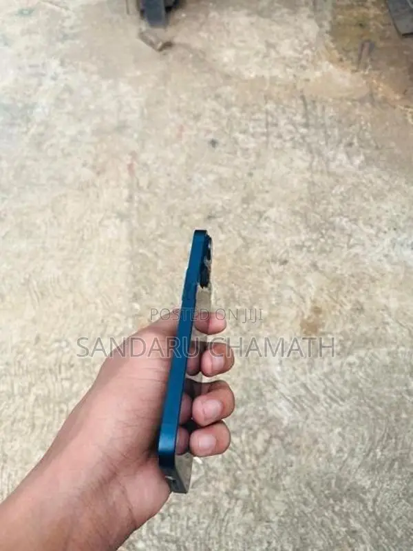 Apple iPhone 14 (Used)