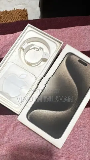 Apple iPhone 15 Pro Max 256GB (Used)