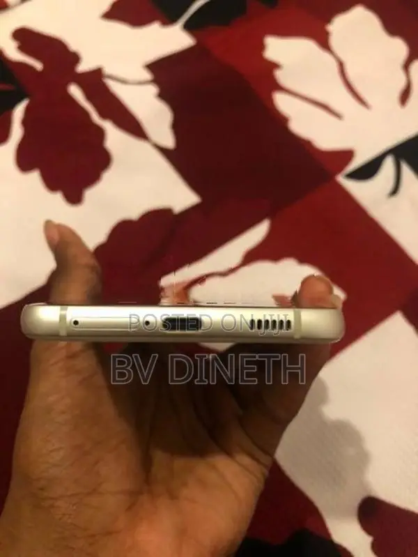 Samsung Galaxy S21 FE (Used)