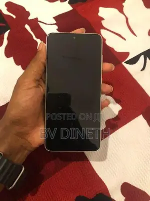 Samsung Galaxy S21 FE (Used)
