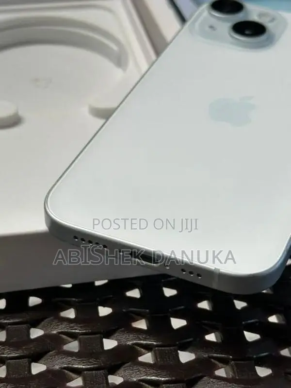 Apple iPhone 15 (Used)