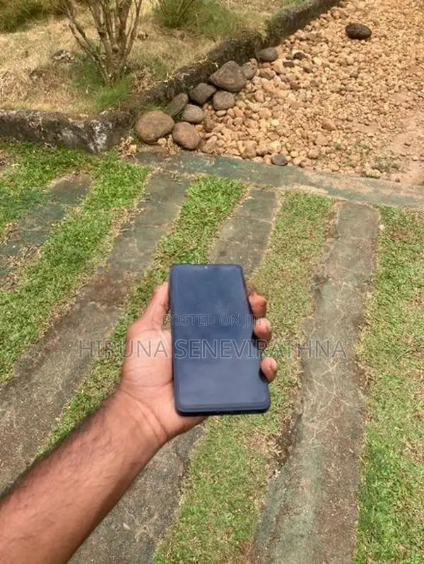 Samsung Galaxy A06 (Used)