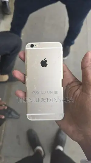 Apple iPhone 6S (Used)