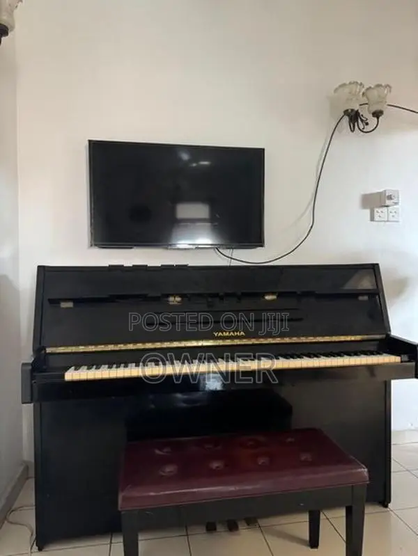 Yamaha Cottage Piano