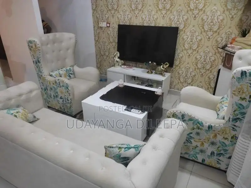 King Sofa