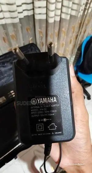 Yamaha PSR e363 Keyboard