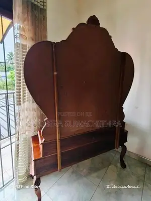 කන්නාඩි මේසයක්