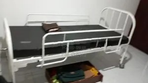 One Function Hospital Commode Bed