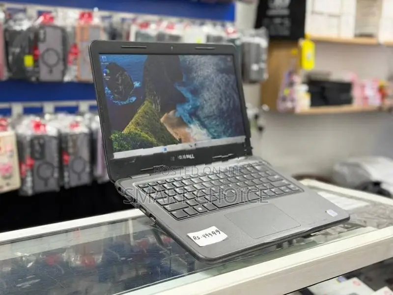 Dell i3 7th Gen Laptop