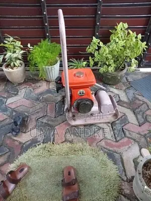 Plate Compactor
