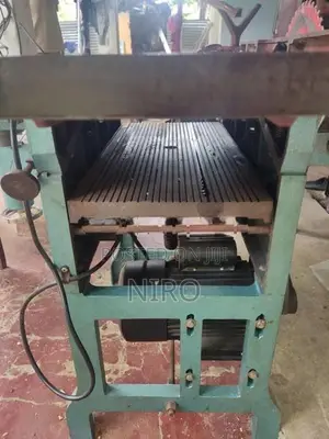 Carpenter Wood Work Machine
