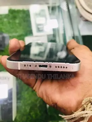 Apple iPhone 13 128GB (Used)