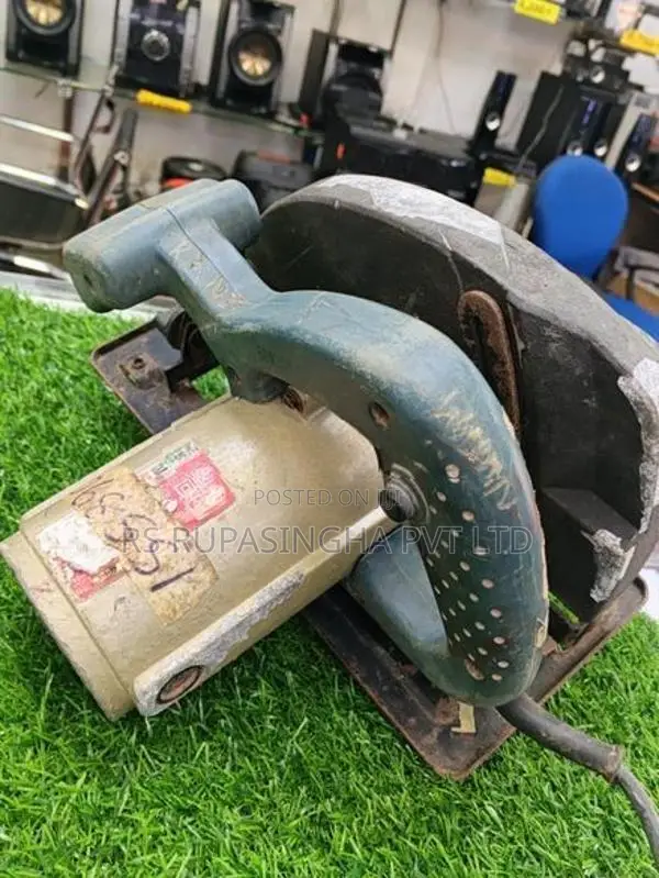 Men Circular Saw Machine