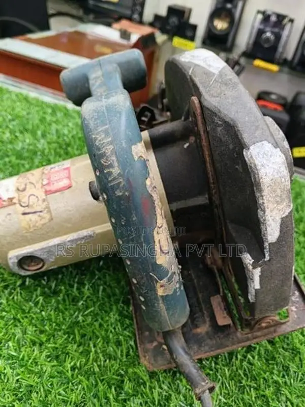 Men Circular Saw Machine