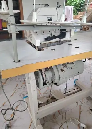 5-Thread Overlock Industrial Sewing Machine (Siruba Model)