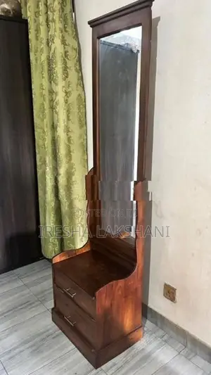 Wood Mirror Table