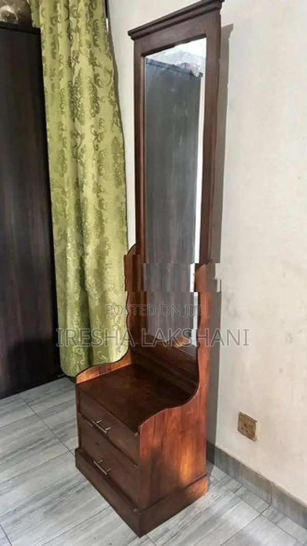 Wood Mirror Table