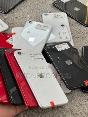 Apple iPhone SE 2 (Used)
