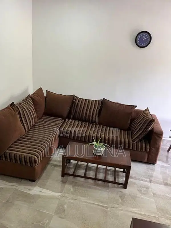 Arpico Sofa Set