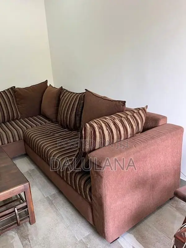 Arpico Sofa Set