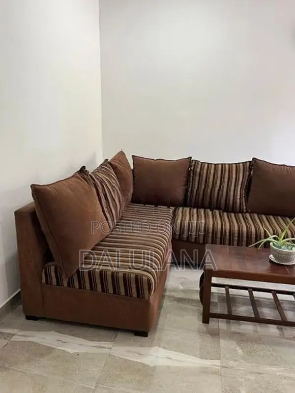 Arpico Sofa Set