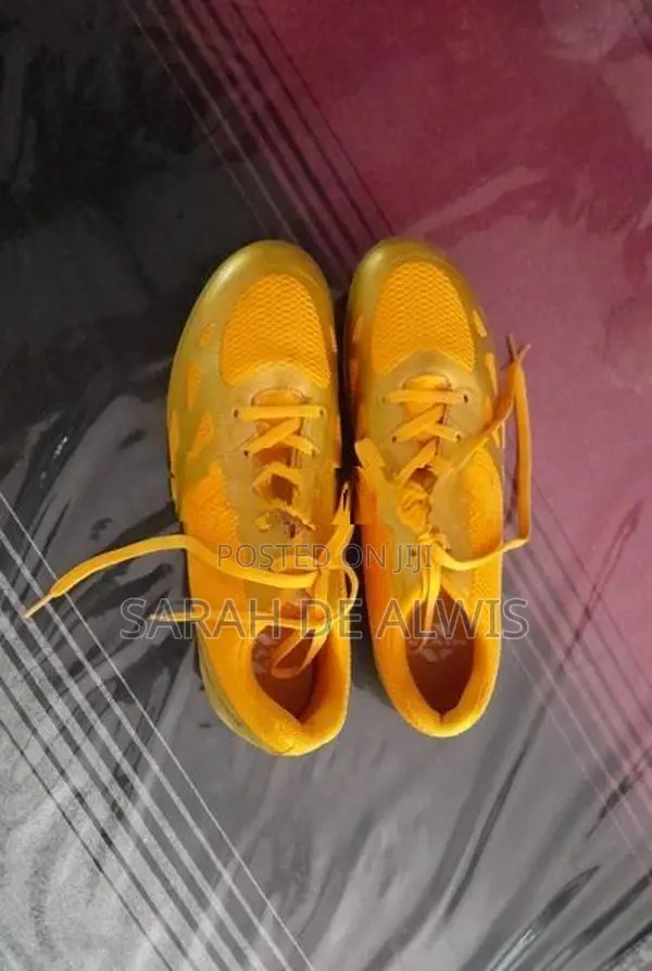 Nivia Track Field Spikes
