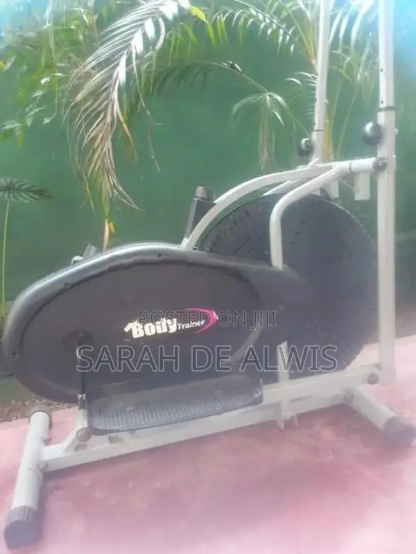 Body Trainer Elliptical Cross / Fitness Machine